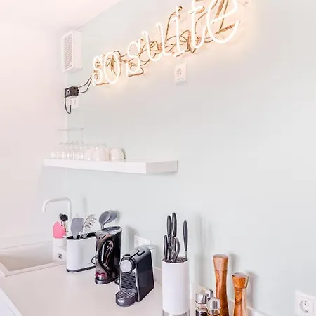 Limehome Wilhelminenstrasse - Digital Access 아파트호텔 4*